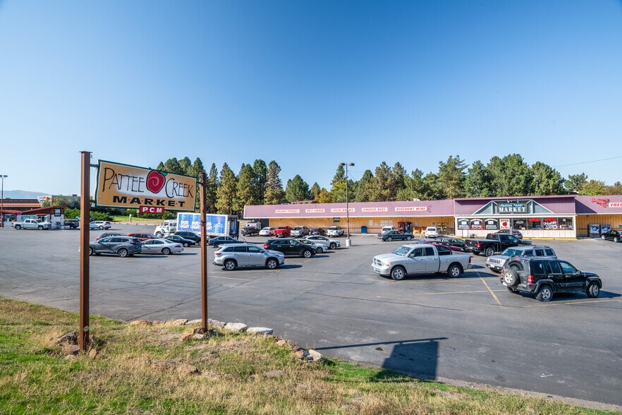 More Photos Of 704 SW Higgins Ave, Missoula Supermarket For Sale