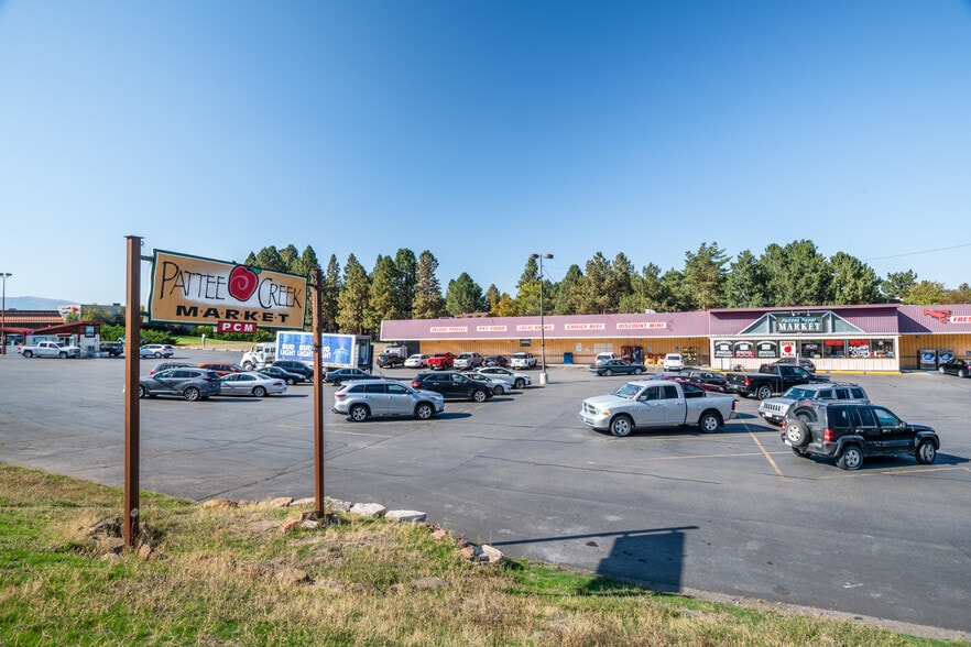More Photos Of 704 SW Higgins Ave, Missoula Supermarket For Sale