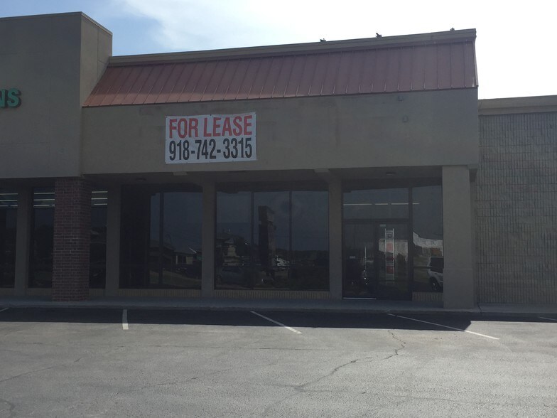 More Photos Of 11907-12037 S Memorial Dr, Bixby Unknown For Lease