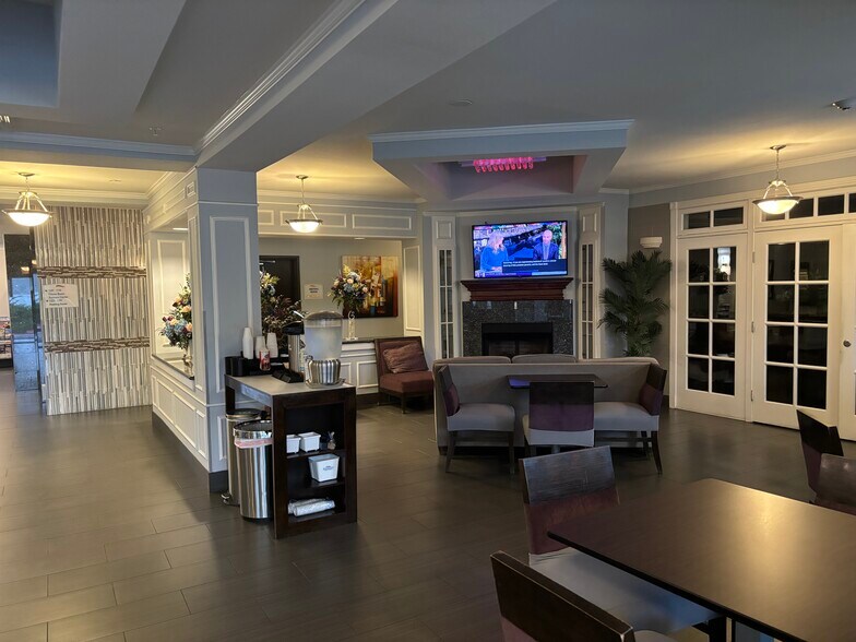 More Photos Of 2611 Harvey Rd, College Station Hotel For Sale