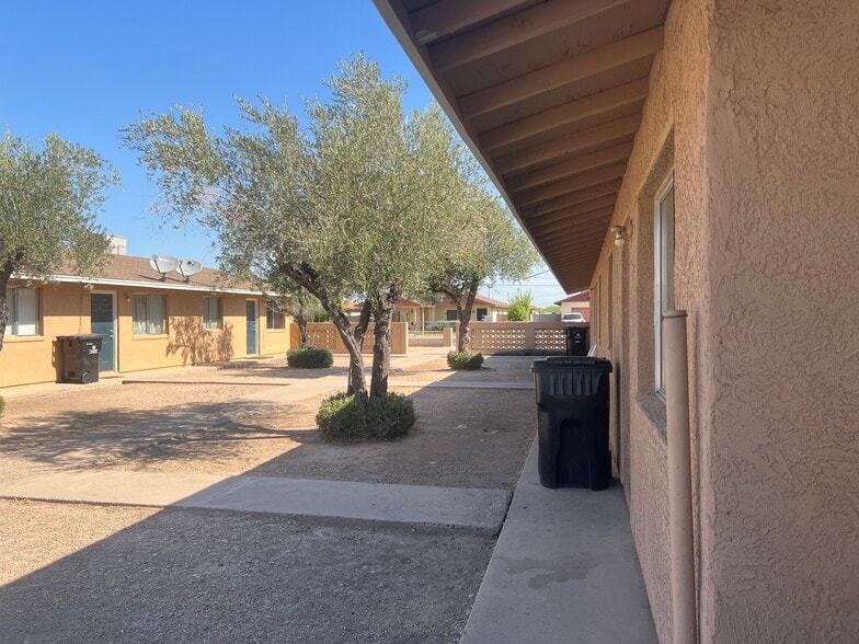 More Photos Of , Phoenix Multifamily For Sale