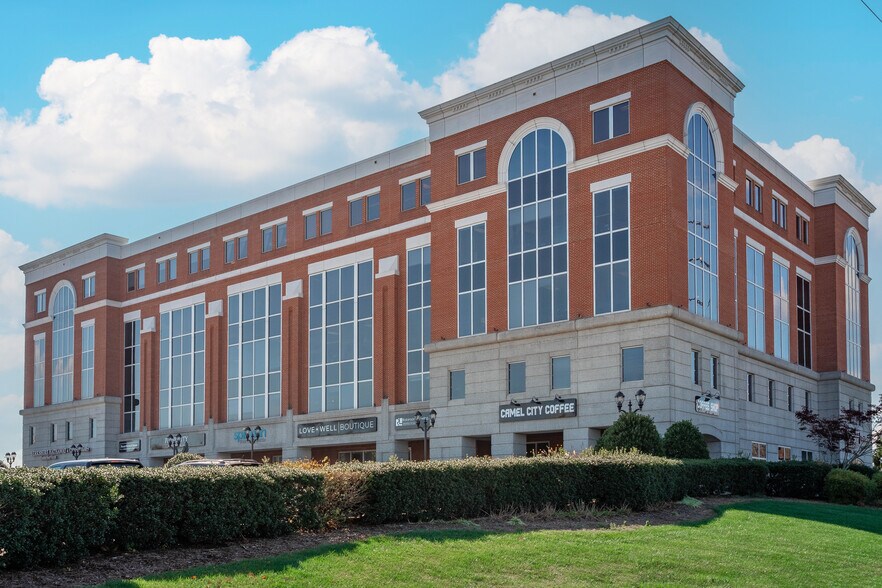More Photos Of 110 Oakwood Dr, Winston-Salem Office For Lease
