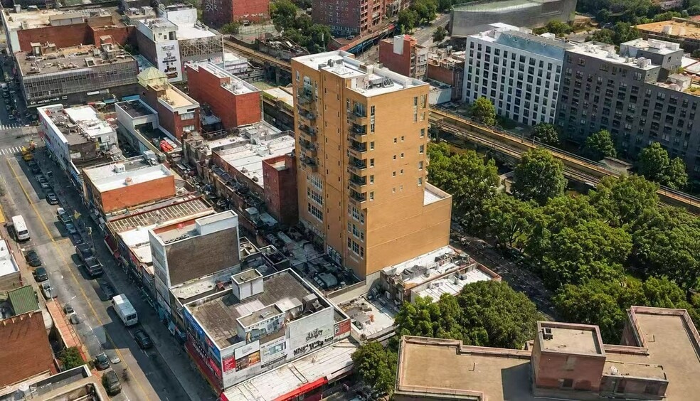More Photos Of 13511 40th Rd, Flushing Apartments For Sale
