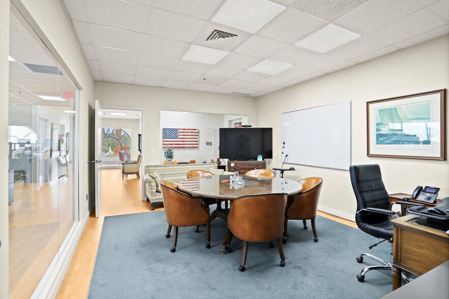 More Photos Of 1077 Bridgeport Ave, Shelton Unknown For Lease