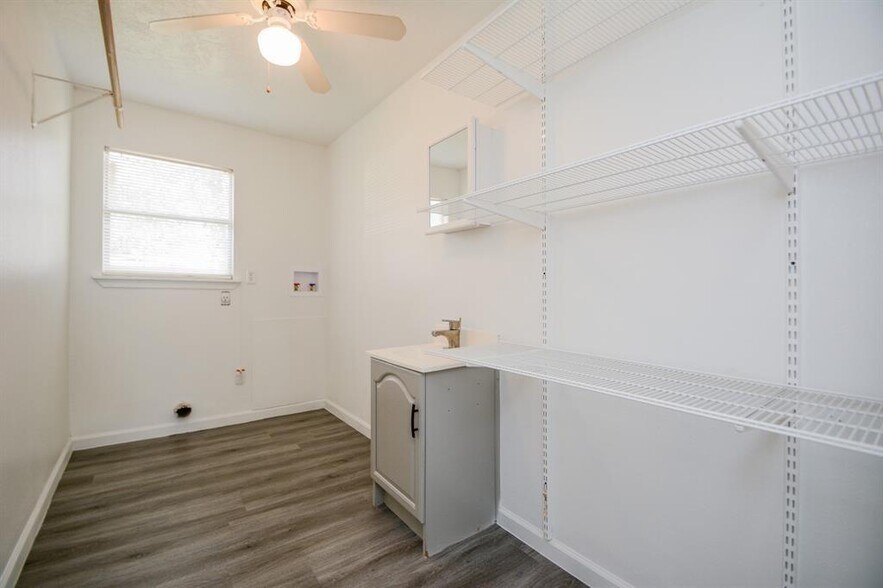 More Photos Of 22316 E Martin Dr, Porter Industrial For Sale