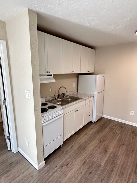 More Photos Of 1554 Lake Ave, Tallahassee Apartments For Sale