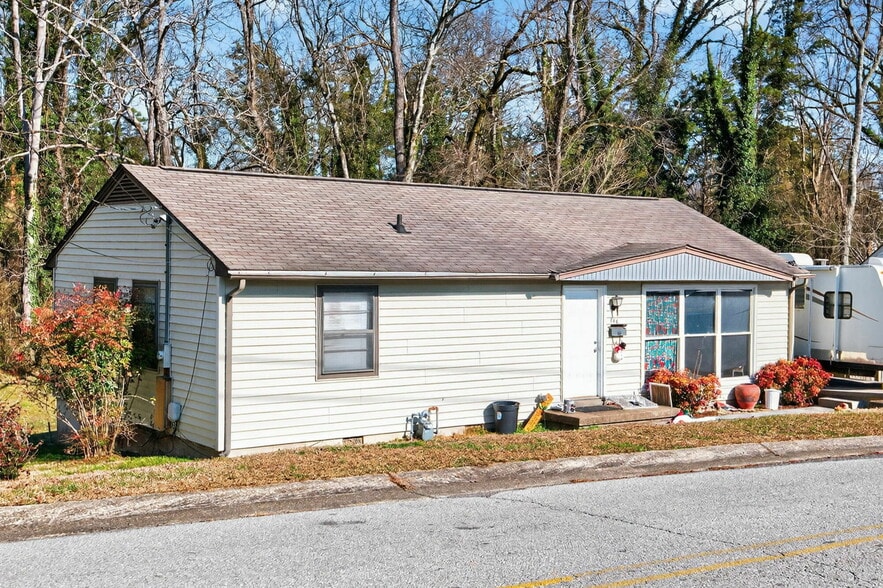 More Photos Of , Oak Ridge Unknown For Sale