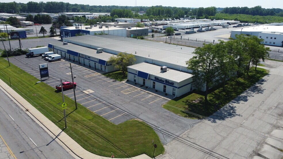 Primary Photo Of 562 S Reynolds Rd, Toledo Warehouse For Lease