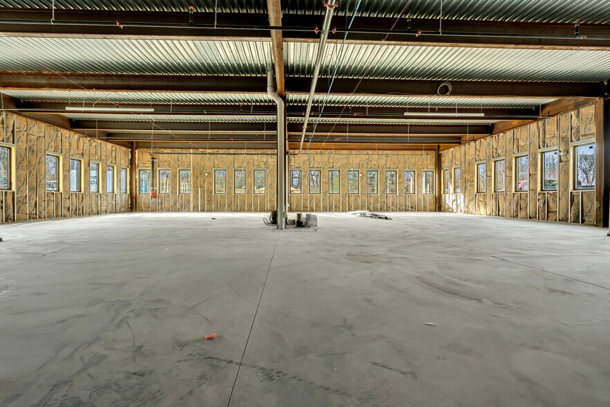 More Photos Of 705 Brewers Bridge Rd, Jackson Office For Lease