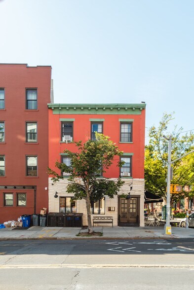 More Photos Of 47 Franklin St, Brooklyn Apartments For Sale