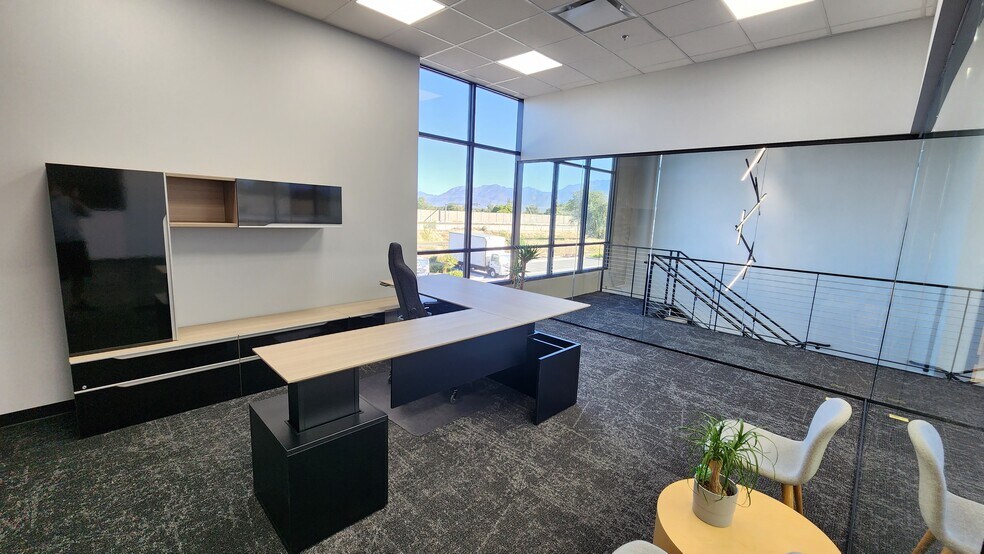 More Photos Of 13863 S 2700 W, Bluffdale Flex For Sale