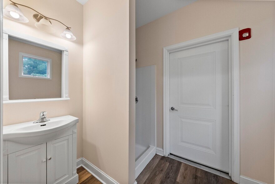 More Photos Of , Ewing Unknown For Sale