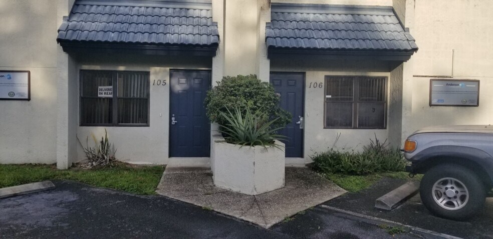 More Photos Of 174 Semoran Commerce Pl, Apopka Light Distribution For Lease