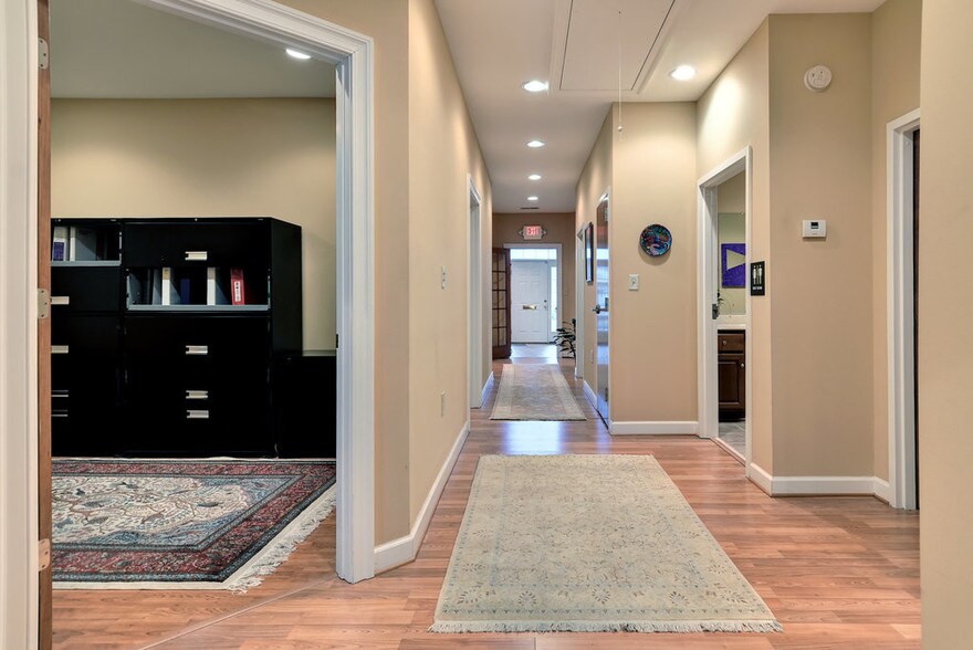 More Photos Of 12610 Patrick Henry Dr, Newport News Office For Sale