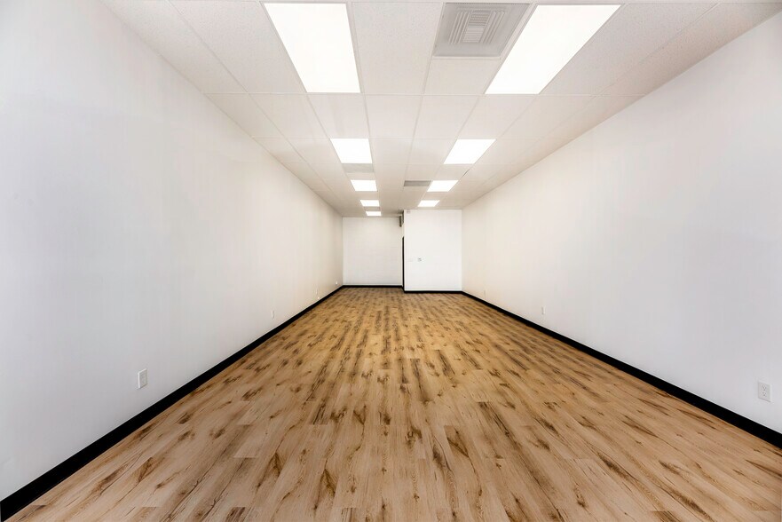 More Photos Of 14760-14772 Bellflower Blvd, Bellflower Unknown For Lease