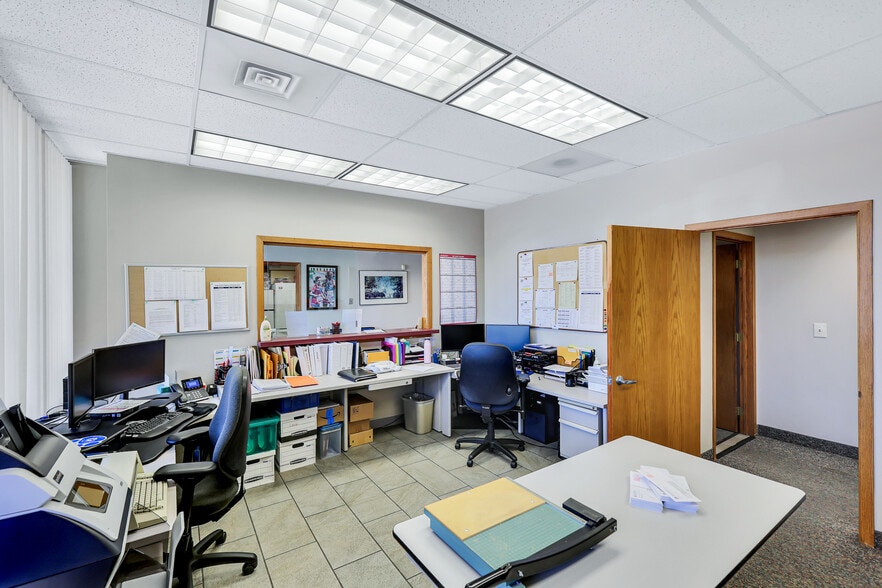 More Photos Of 4226 E Mission Ave, Spokane Office For Sale