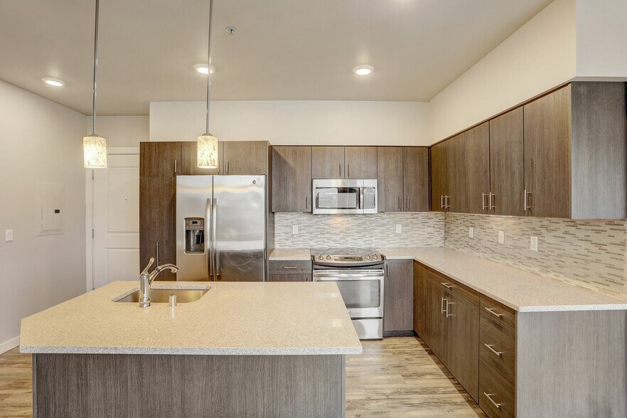 More Photos Of 954 E Union St, Seattle Apartments For Lease