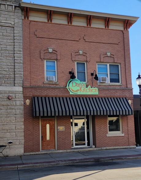 Primary Photo Of 50 S 3rd Ave, Sturgeon Bay Restaurant For Sale