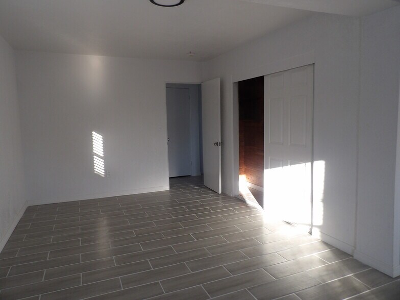 More Photos Of 14975 1st St E, Madeira Beach Apartments For Sale