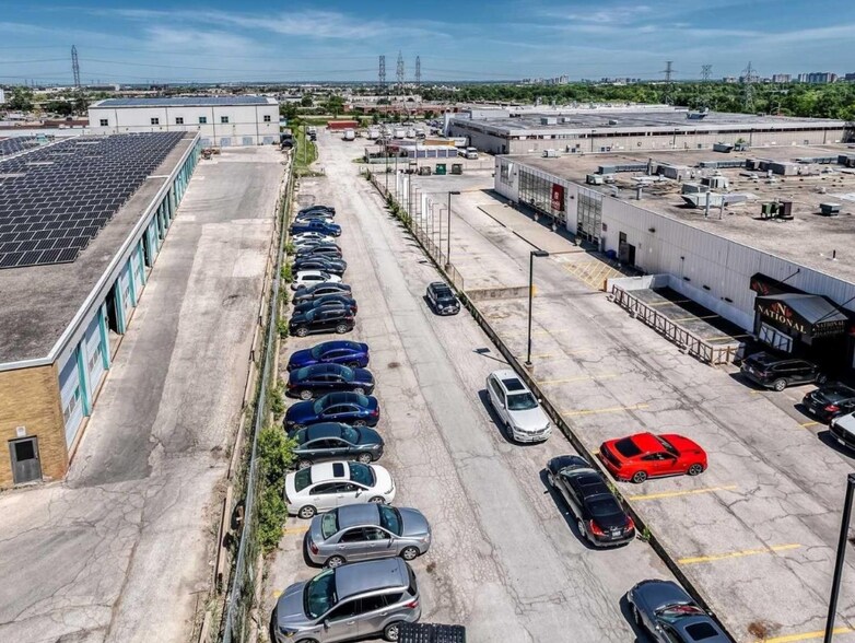 More Photos Of 1018 Finch Ave, Toronto Office For Sale