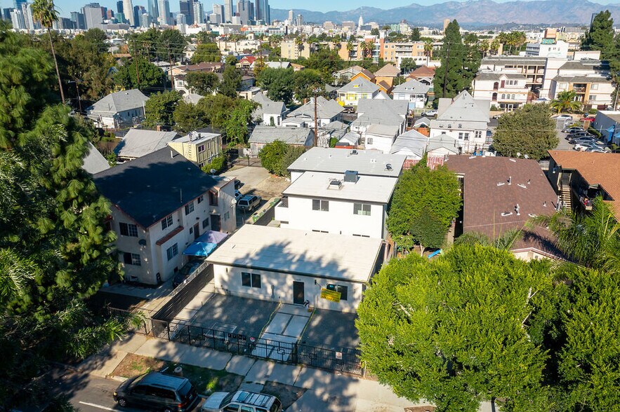 More Photos Of 1023 E 28th St, Los Angeles Apartments For Sale