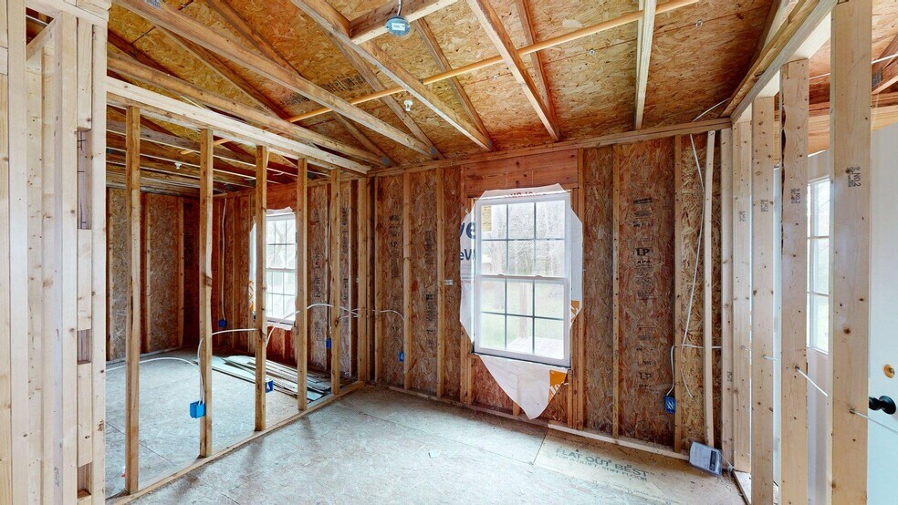 More Photos Of 57 Mill St, Cave Spring Multifamily For Sale