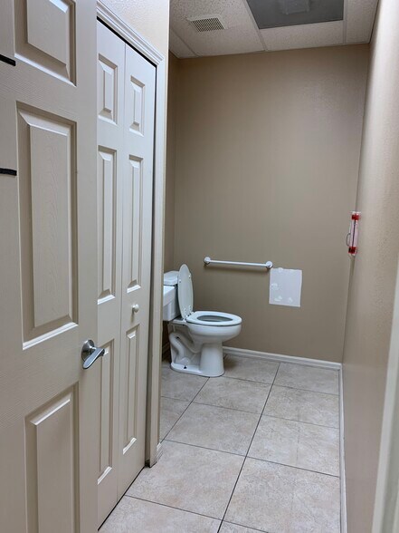 More Photos Of 4511 Sun N Lake Blvd, Sebring Medical For Lease