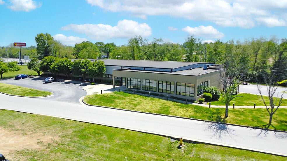 Primary Photo Of 102 Bypass Plaza Dr, Frankfort Warehouse For Sale