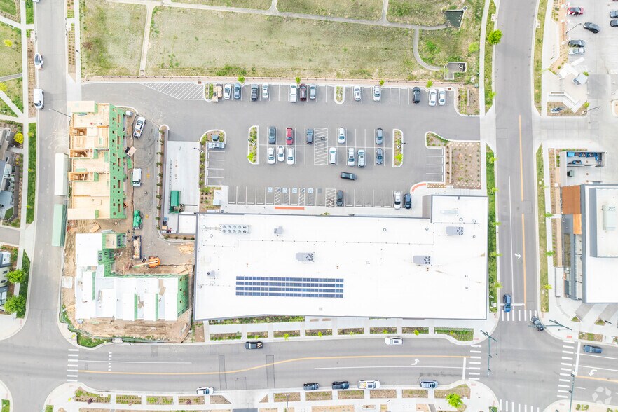 More Photos Of 7059 E Lowry Blvd, Denver Supermarket For Sale