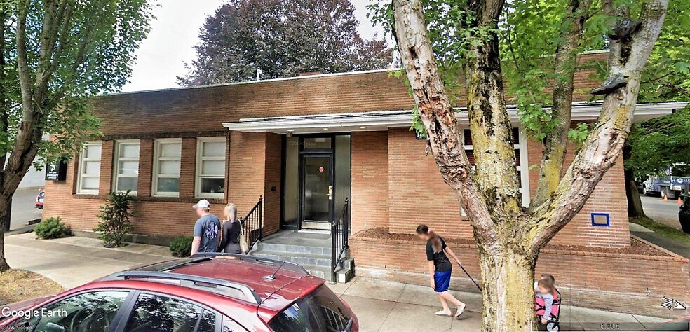 More Photos Of 1727 NE 13th Ave, Portland Medical For Lease