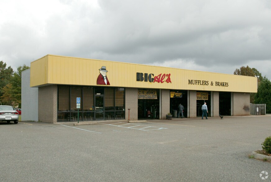 More Photos Of 14100 Warwick Blvd, Newport News Auto Repair For Lease