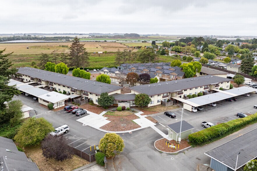 More Photos Of 2351 Westwood Ct, Arcata Apartments For Sale