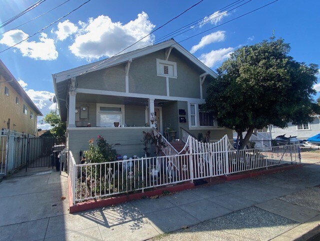 Primary Photo Of 1225 Plum St, San Jose Apartments For Sale