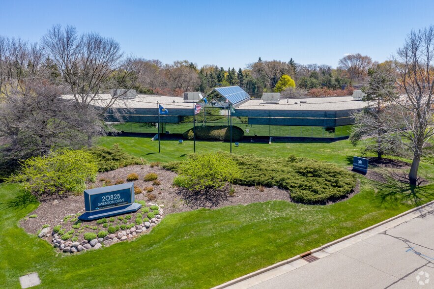 More Photos Of 20825 Swenson Dr, Waukesha Office For Sale