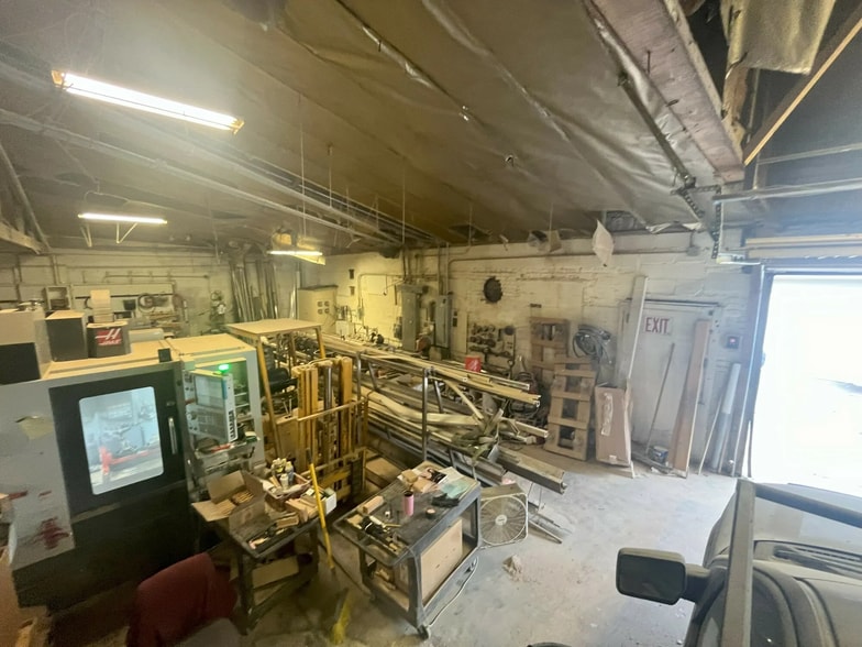 More Photos Of 5245 W Diversey Ave, Chicago Industrial For Sale