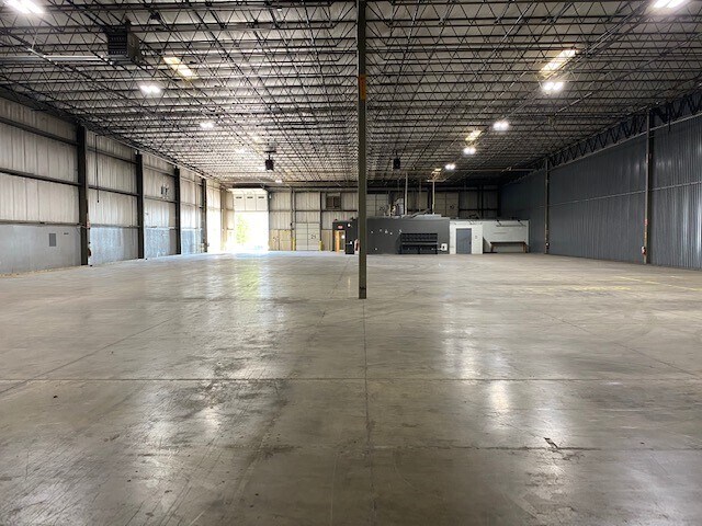 More Photos Of 4231-4233 Leap Rd, Hilliard Warehouse For Lease