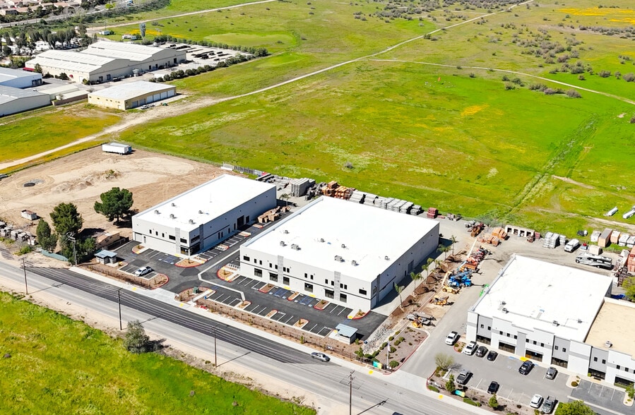 Primary Photo Of 32113 Corydon St, Lake Elsinore Manufacturing For Lease