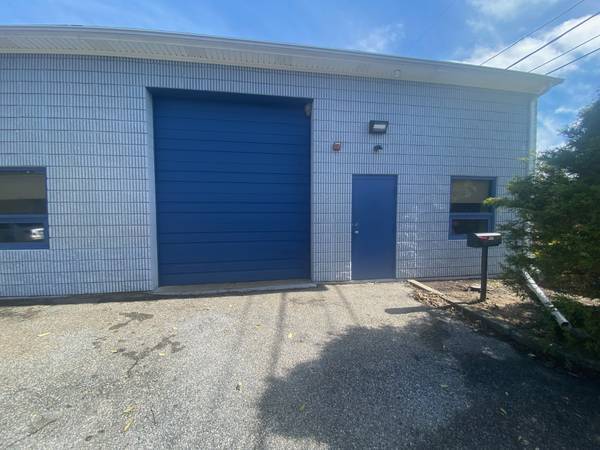 More Photos Of 5800 Post Rd, East Greenwich Warehouse For Sale