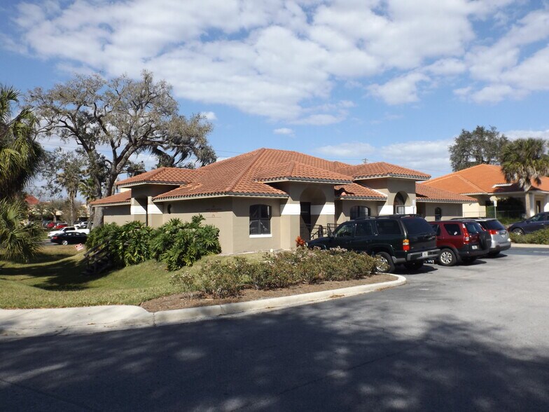 More Photos Of 601 E Dixie Ave, Leesburg Medical For Lease