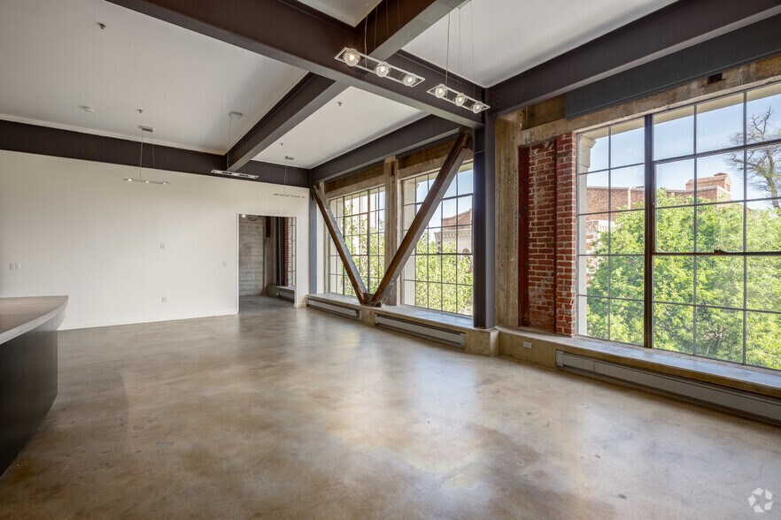 More Photos Of 1530 J St, Sacramento Apartments For Lease