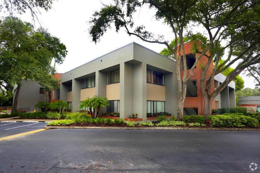 More Photos Of 2454 N McMullen Booth Rd, Clearwater Loft Creative Space For Lease