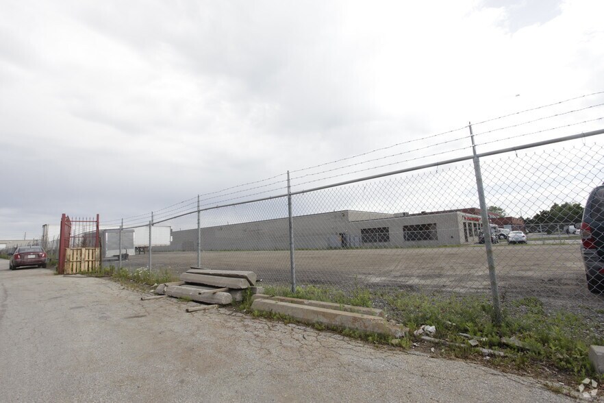 More Photos Of 1849 Gage Ct, Mississauga Land For Lease