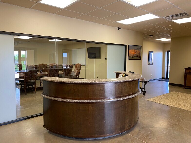 More Photos Of 13216 Hwy. 191, Midland Warehouse For Lease