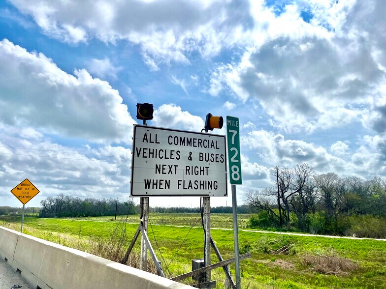 More Photos Of I-10 & Peach Ridge Rd, Brookshire Land For Sale