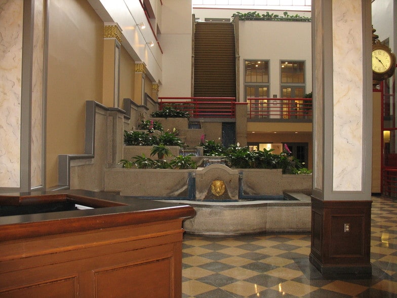 More Photos Of 405 Capitol St, Charleston Office For Lease