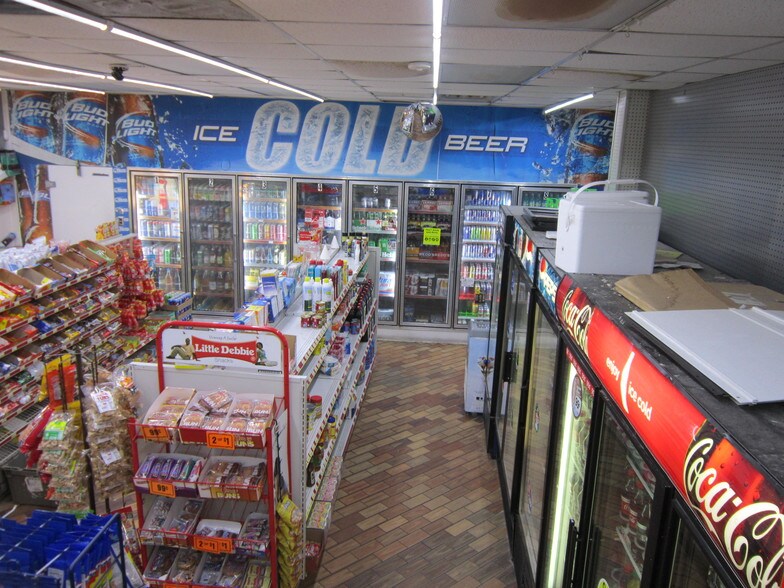 More Photos Of 2301 Lackey St, Lumberton Convenience Store For Sale