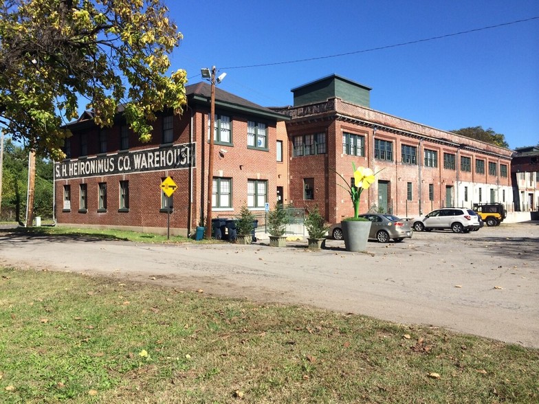 Primary Photo Of 315 Albemarle Ave SE, Roanoke Industrial For Sale