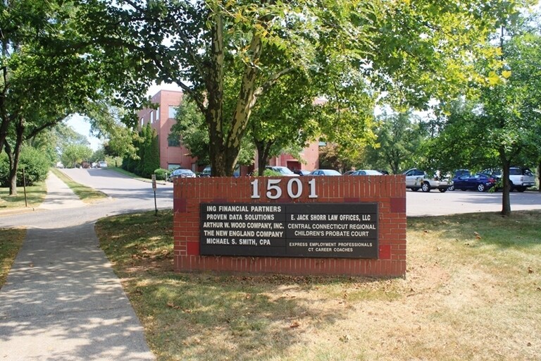 Primary Photo Of 1501 E Main St, Meriden Office For Lease