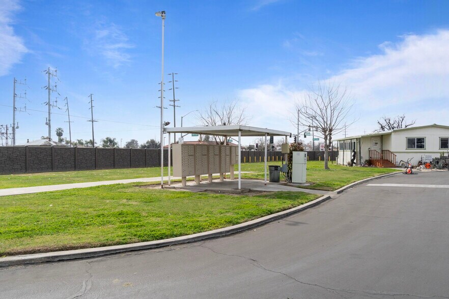 More Photos Of 10954 Hanford Armona Rd, Hanford Manufactured Housing Mobile Home Park For Sale