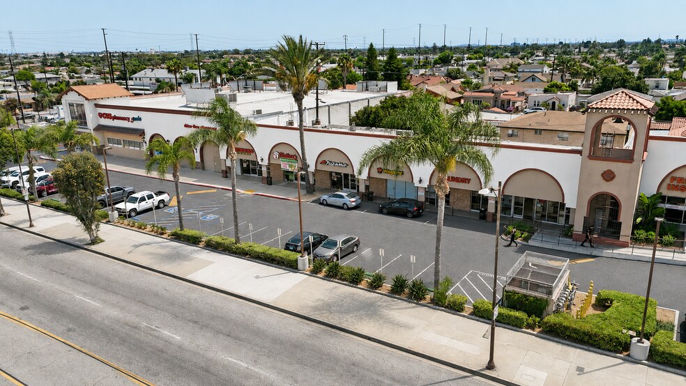 More Photos Of 3118-3208 E Florence Ave, Huntington Park Unknown For Lease